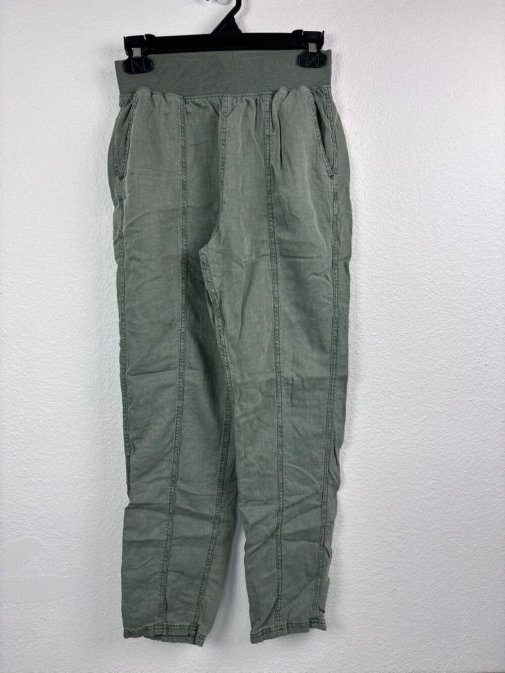Faherty women's XS olive green Arlie pull on linen blend tapered leg pants
